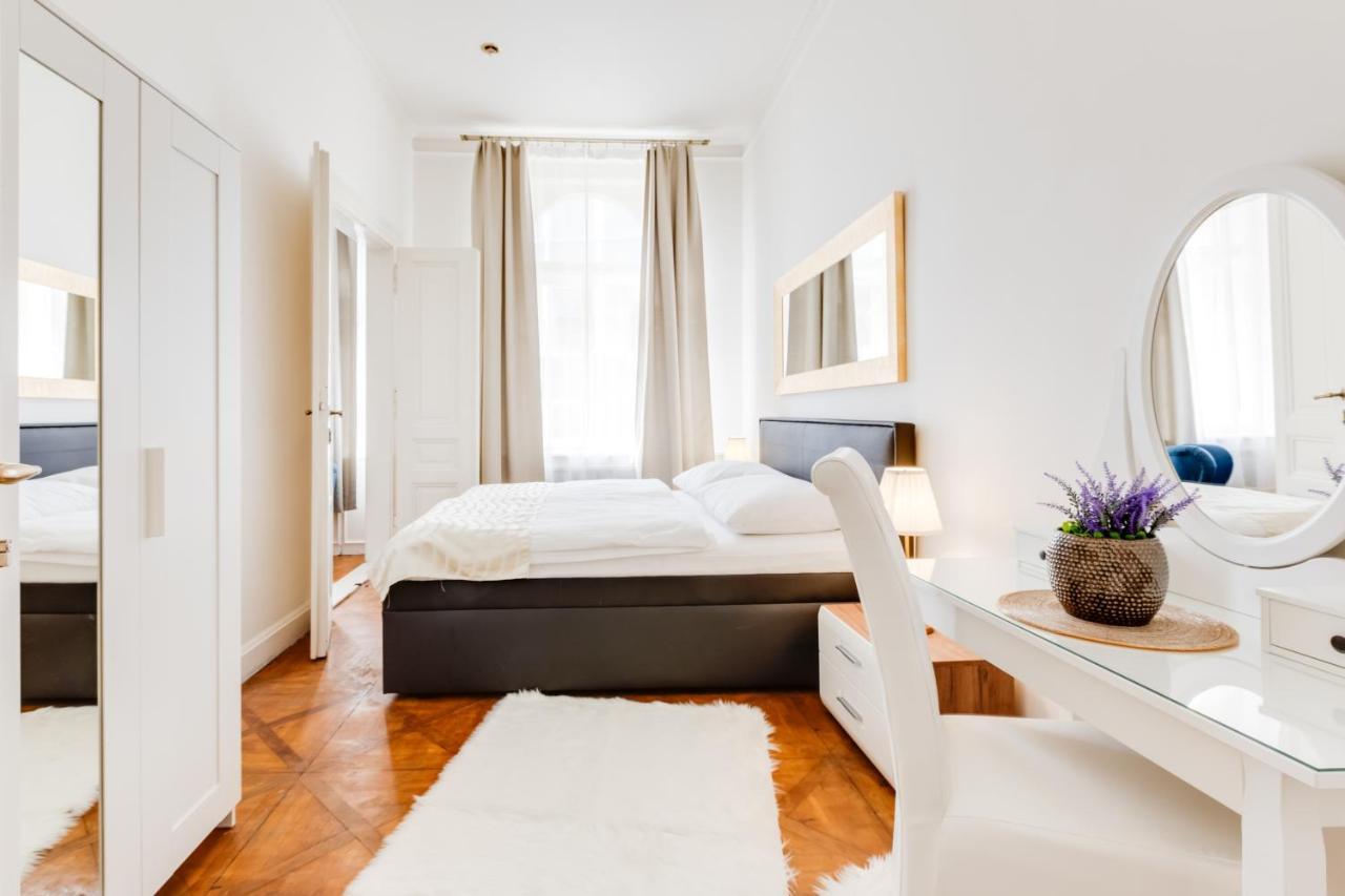 Apartment Wenceslass Square Royal Prague